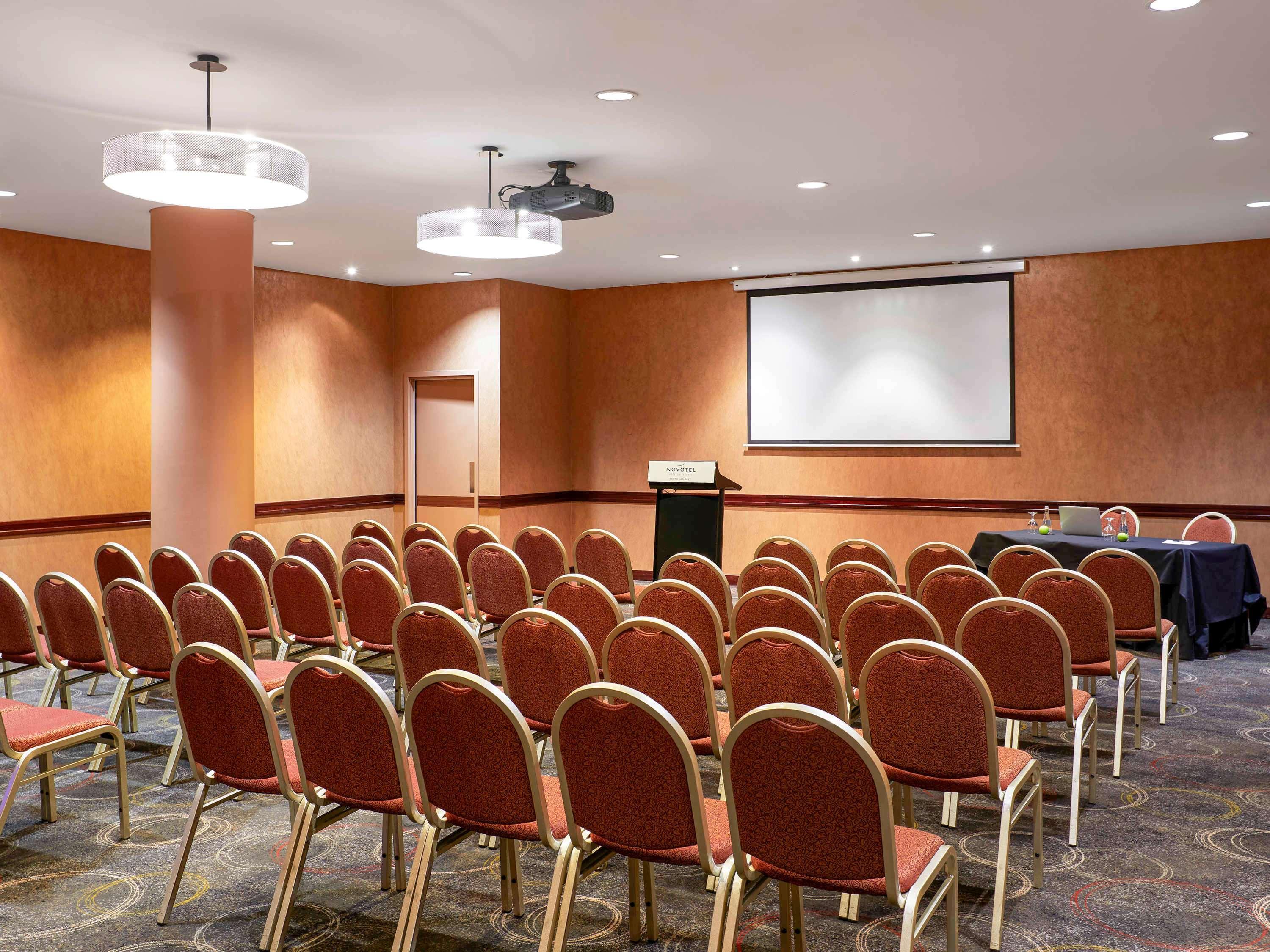 Novotel Perth Langley Εξωτερικό φωτογραφία