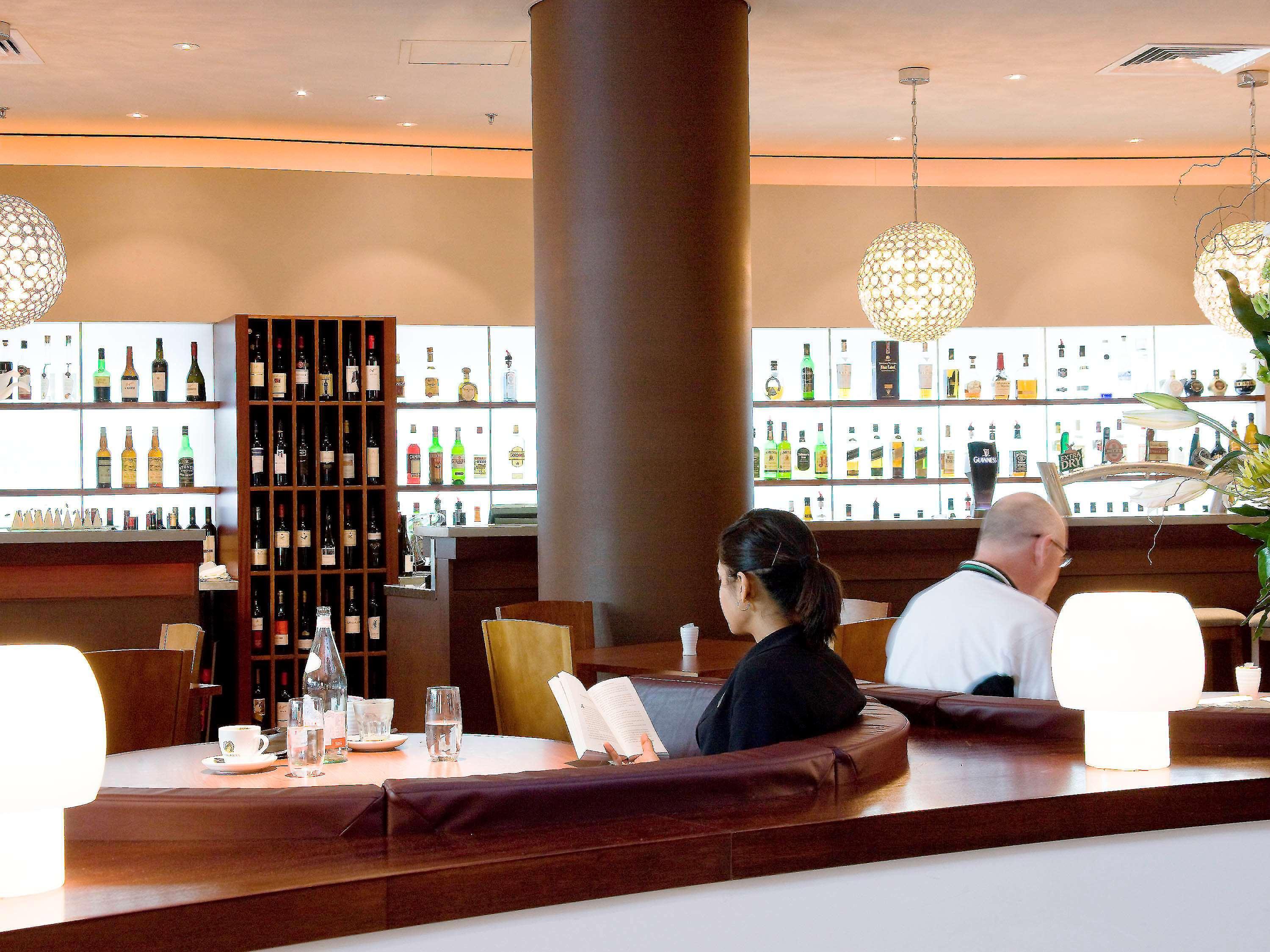 Novotel Perth Langley Εξωτερικό φωτογραφία